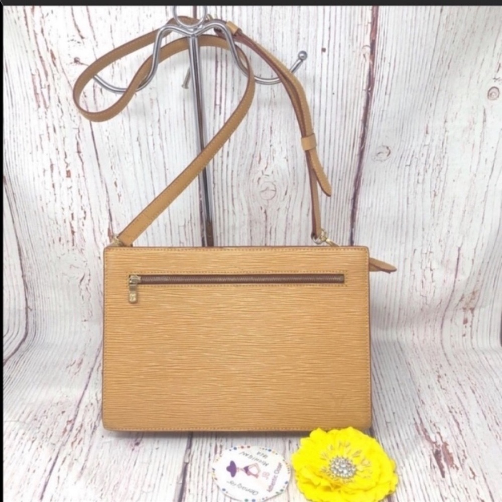 Louis Vuitton Vintage Epi Leather Crossbody Bag